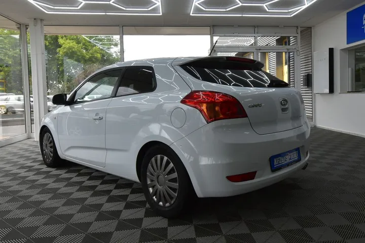 Kia cee'd / Ceed