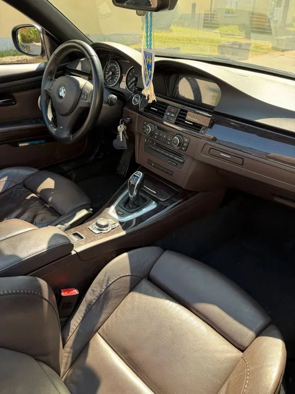 BMW 335