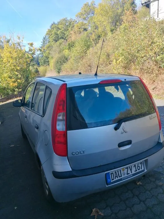 Mitsubishi Colt