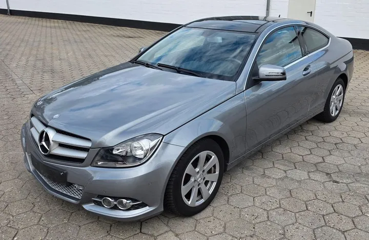 Mercedes-Benz C 180