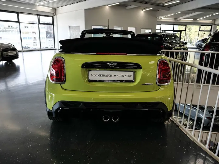MINI John Cooper Works Cabrio