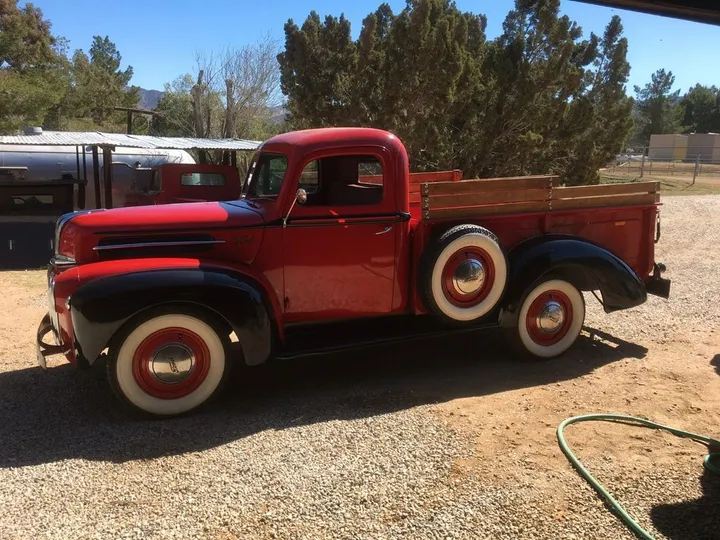 Ford F 100