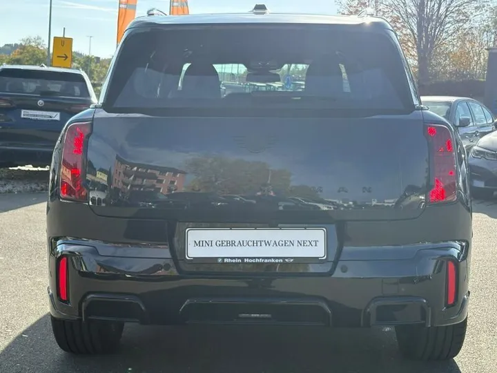 MINI John Cooper Works Countryman