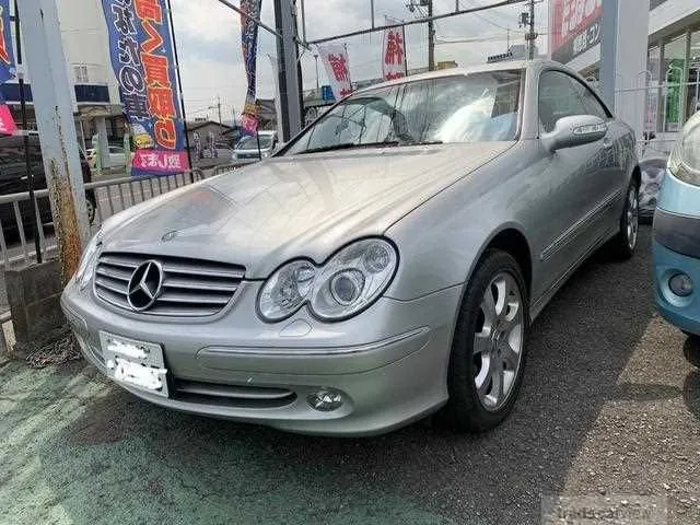 Mercedes-Benz CLK 320