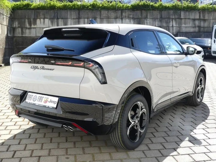 Alfa Romeo Junior
