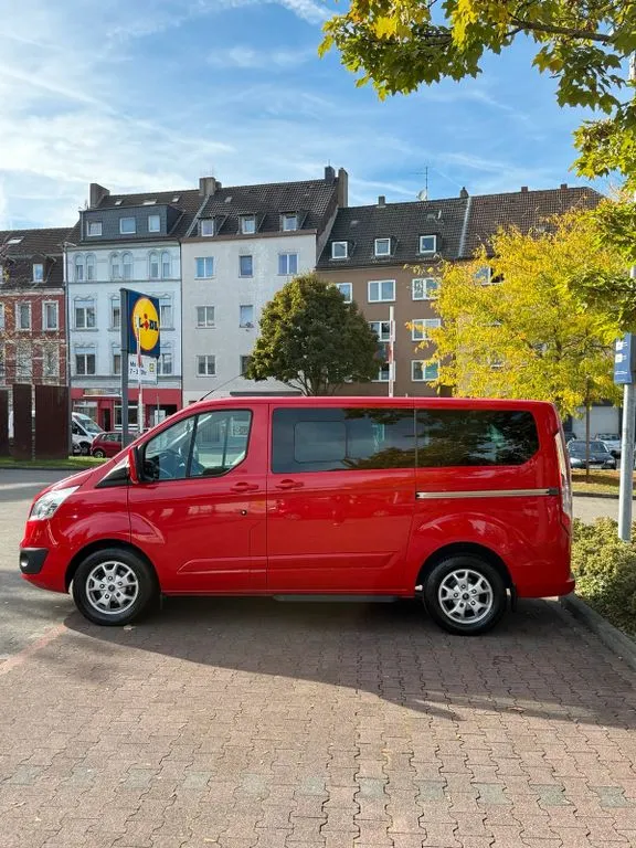 Ford Tourneo Custom