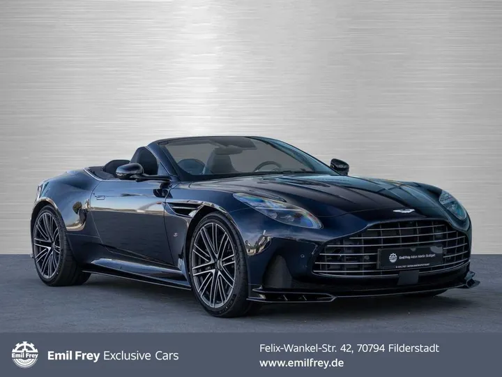 Aston Martin DB12