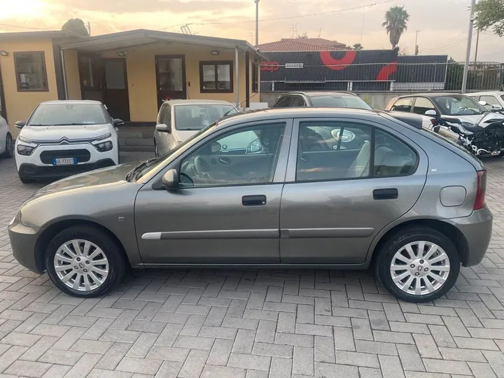 Rover 25