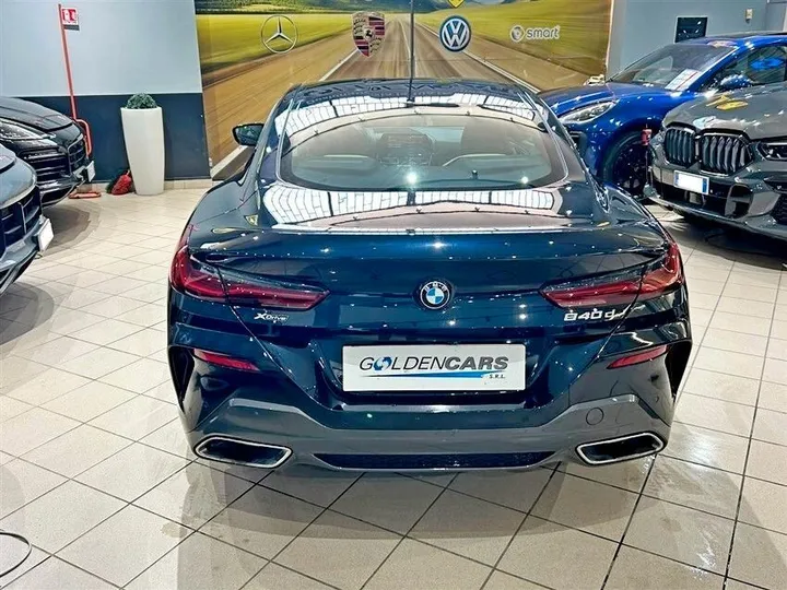 BMW 840