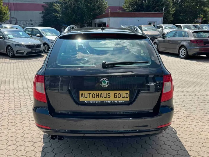 Škoda Superb