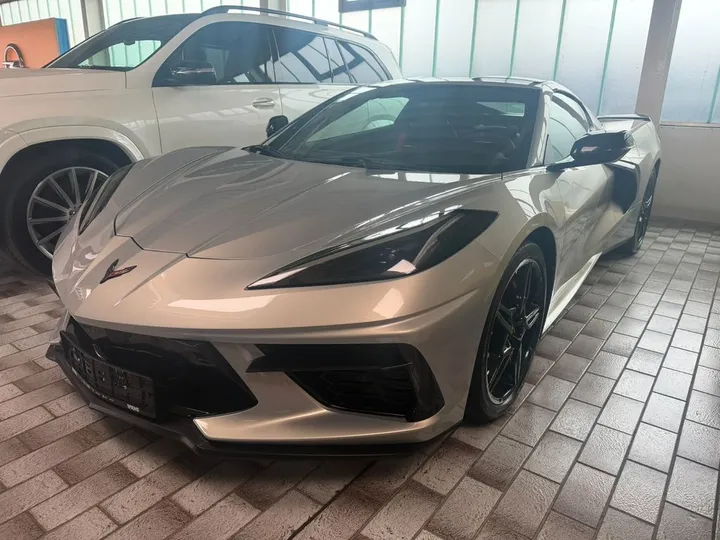 Corvette C8
