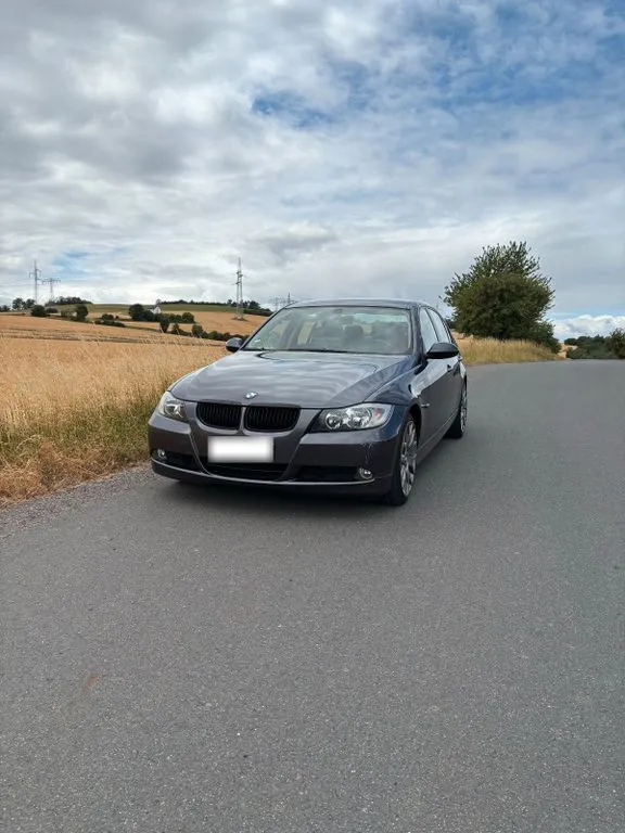 BMW 325