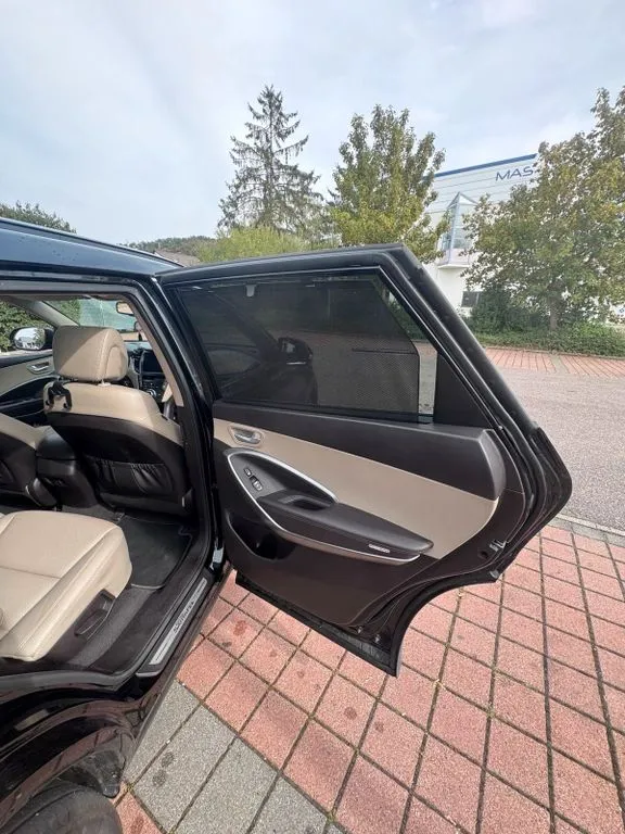Hyundai Grand Santa Fe