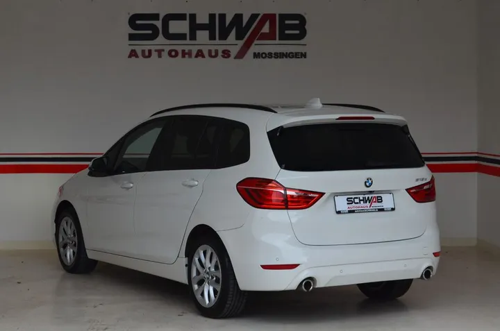BMW 218