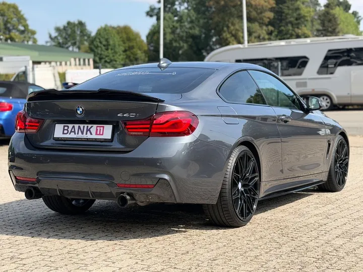 BMW 440