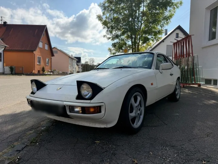 Porsche 924