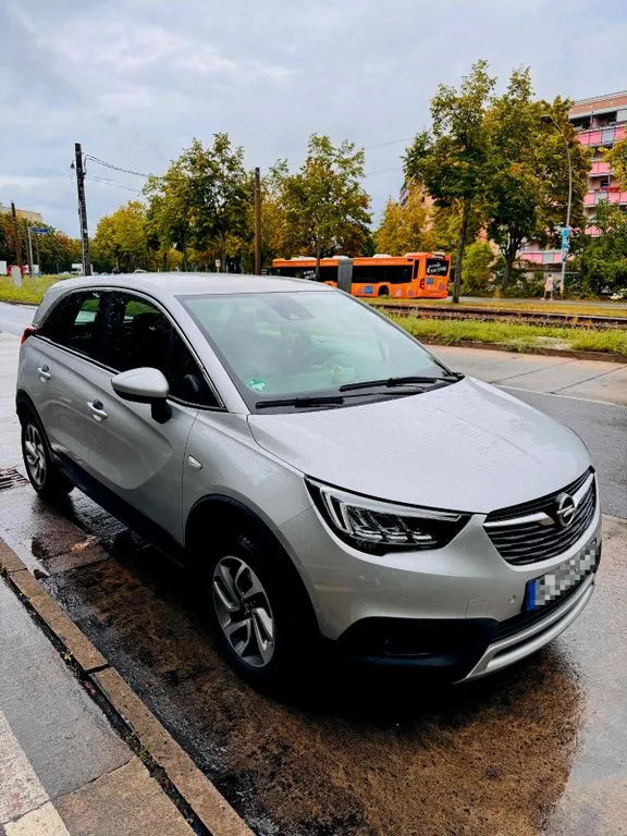 Opel Crossland (X)