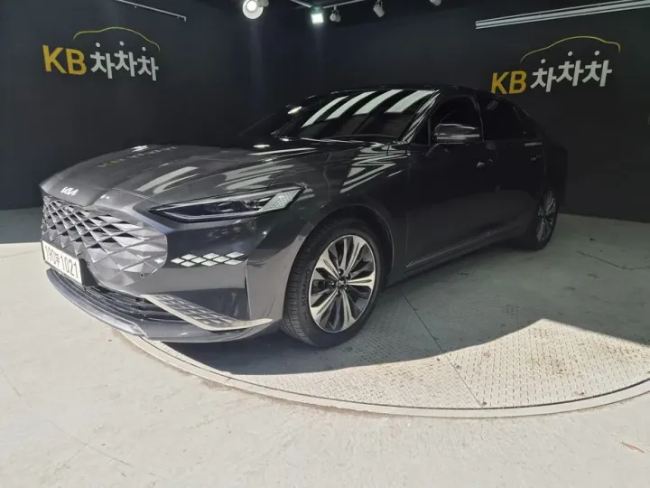 Kia K8