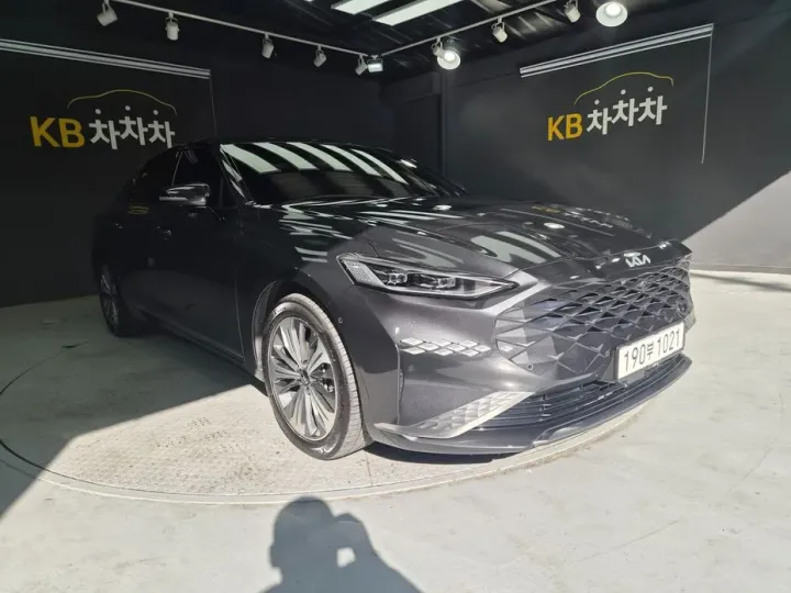 Kia K8