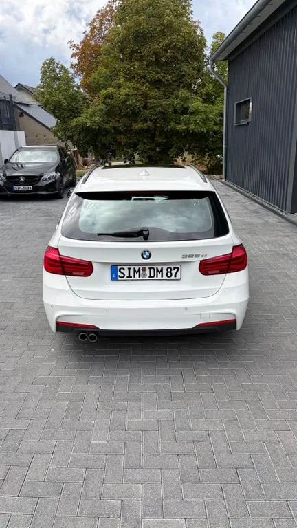BMW 325
