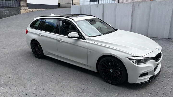 BMW 325