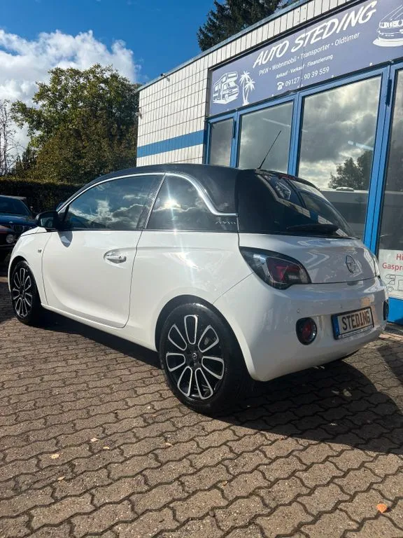 Opel Adam
