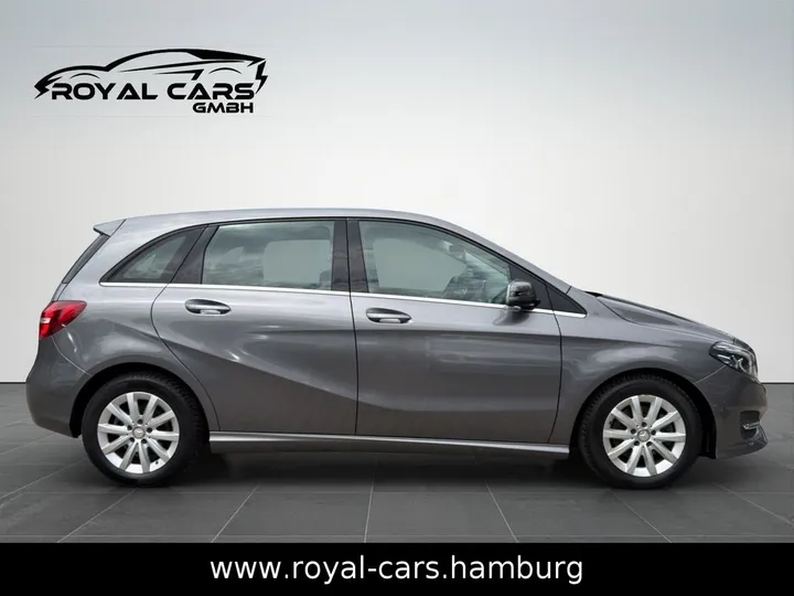 Mercedes-Benz B 180