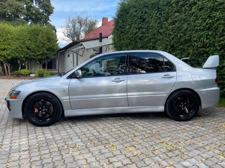 Mitsubishi Lancer