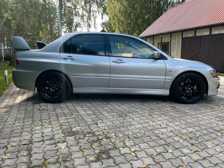 Mitsubishi Lancer