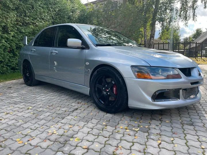 Mitsubishi Lancer
