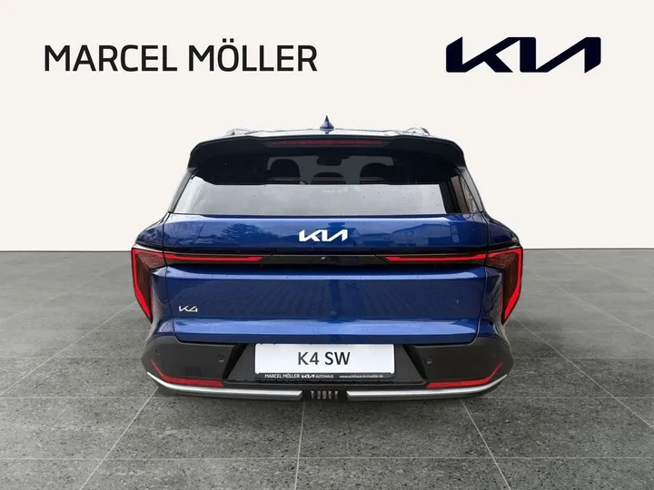 Kia K4
