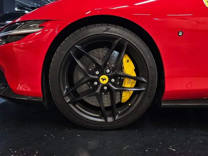 Ferrari Roma