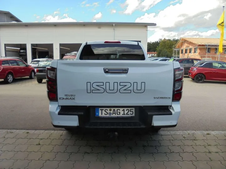 Isuzu D-Max