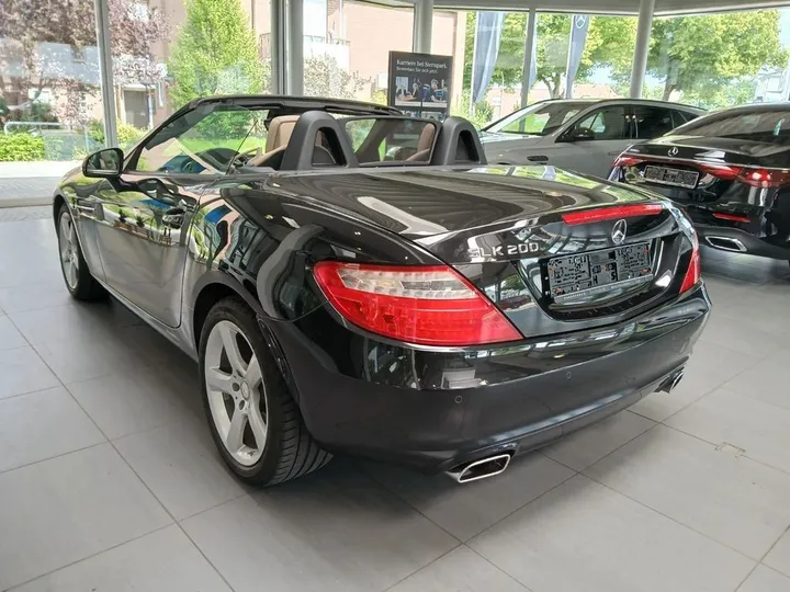 Mercedes-Benz SLK 200