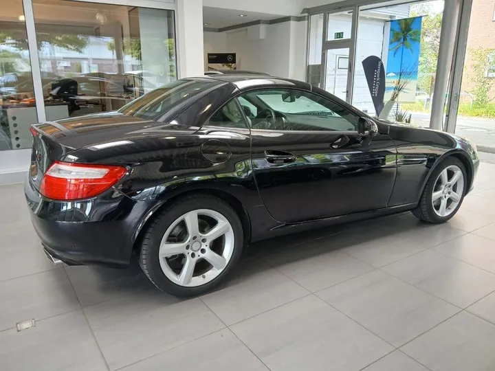 Mercedes-Benz SLK 200