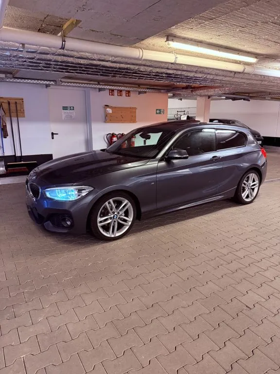 BMW 120