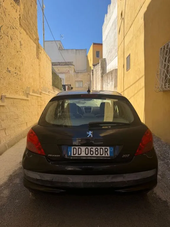 Peugeot 207