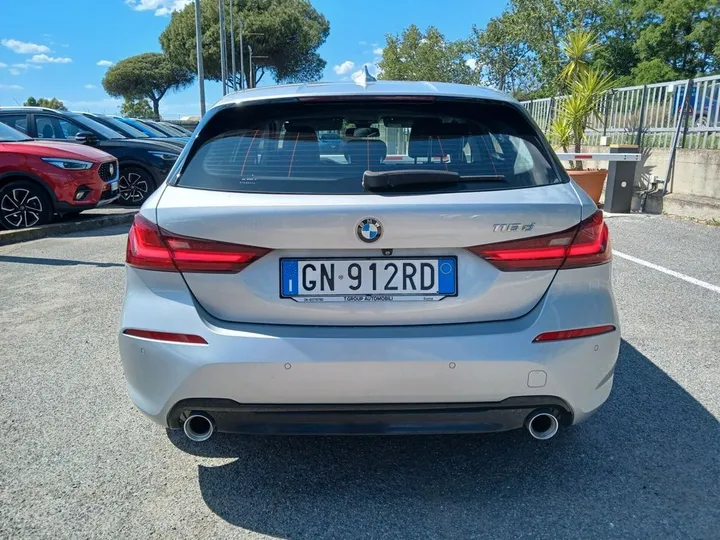 BMW 118
