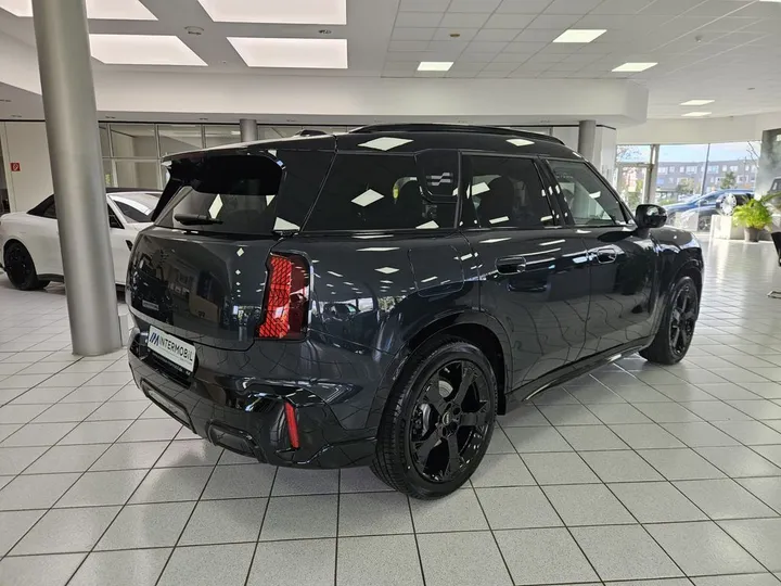 MINI Countryman D (Cooper)