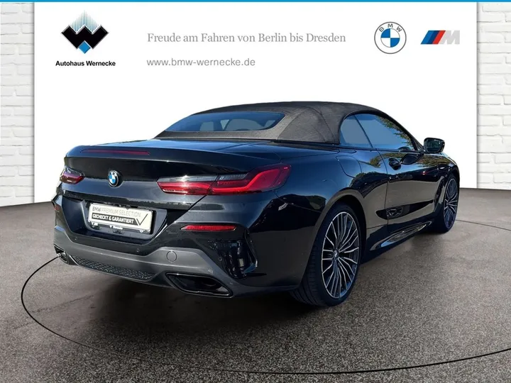 BMW 840