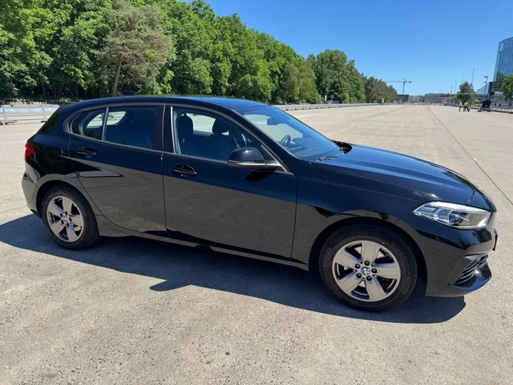 BMW 118