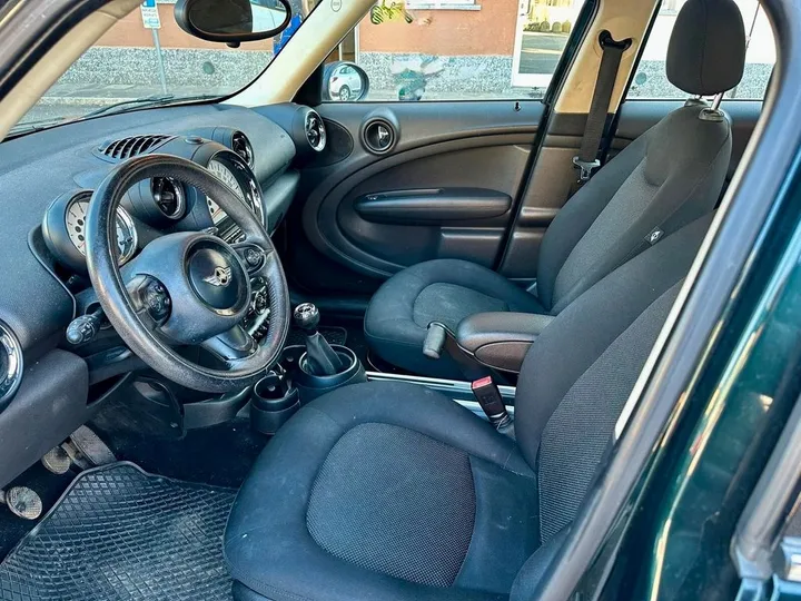 MINI One D Countryman