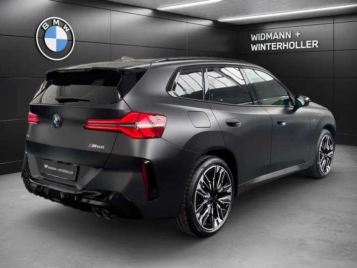 BMW X3 M50