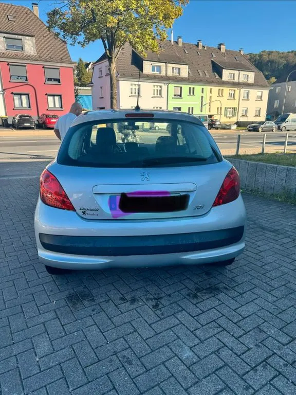 Peugeot 207