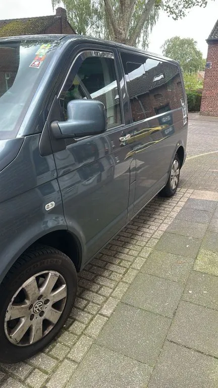 Volkswagen T5 Caravelle