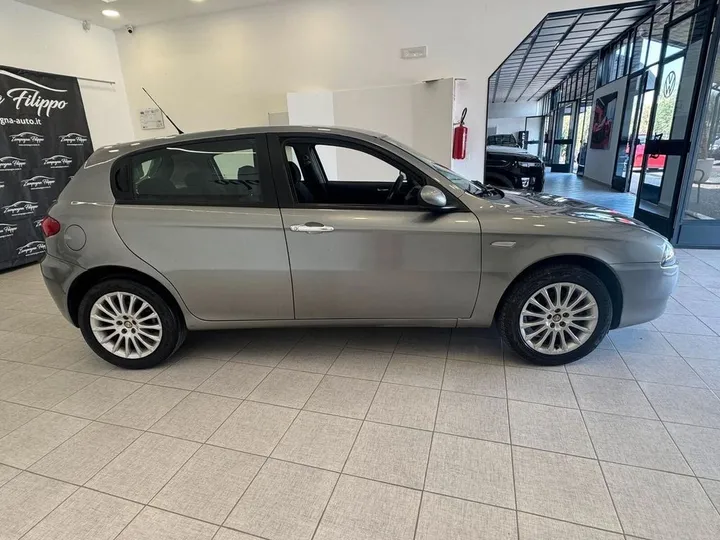 Alfa Romeo 147
