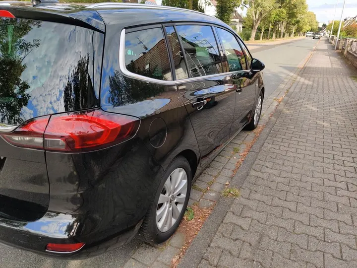 Opel Zafira Tourer