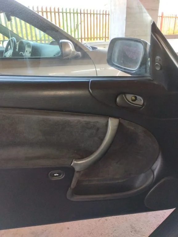 Saab 900