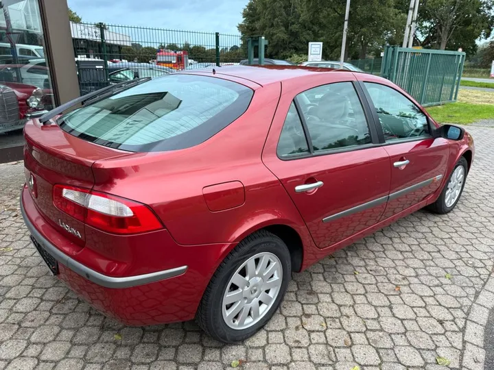 Renault Laguna