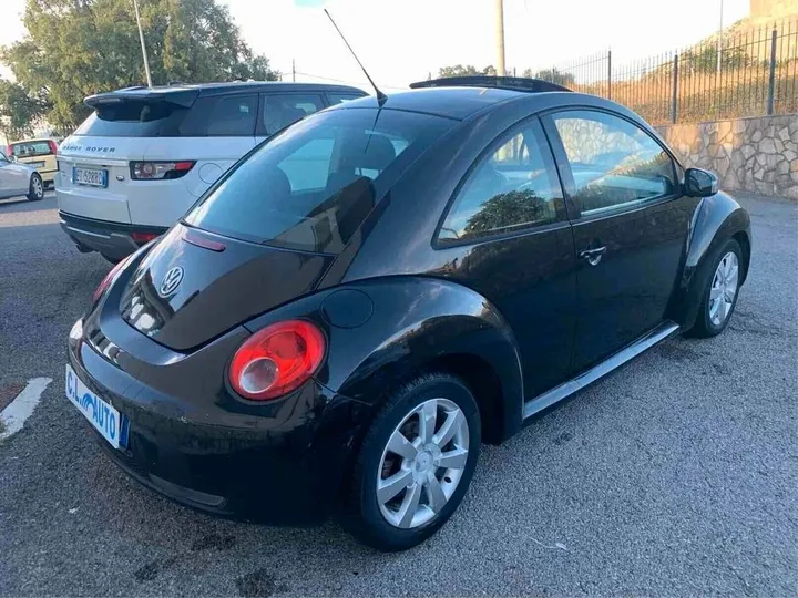 Volkswagen New Beetle